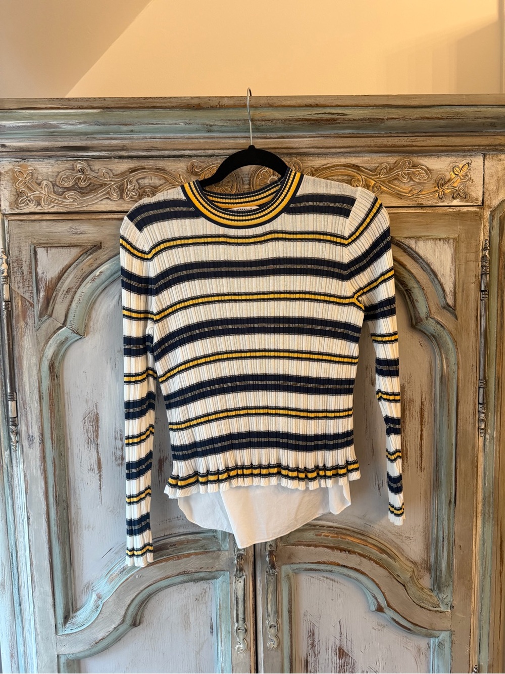 10 Crosby Derek Lam White Navy & Yellow Stripe Ribbed Long-Sleeve Top
